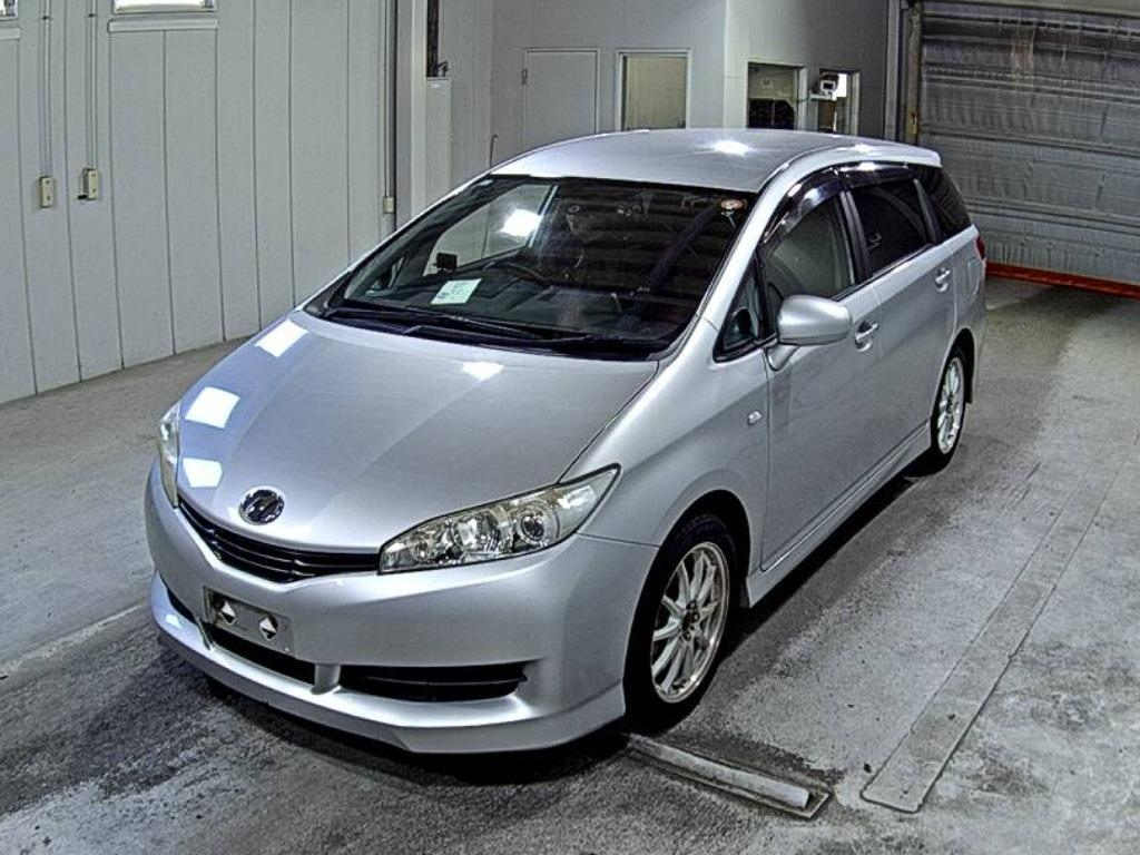 TOYOTA WISH 2009
