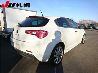 Заказать ALFAROMEO GIULIETTA