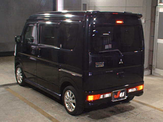Заказать MITSUBISHI TOWNBOX