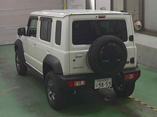 Заказать SUZUKI JIMNY NOMADE