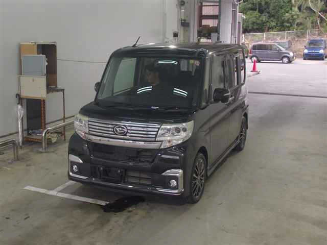 DAIHATSU TANTO 2016
