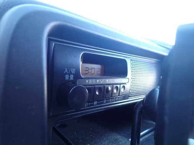 DAIHATSU HIJET VAN 2011