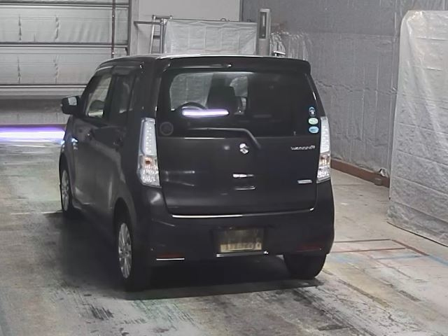 SUZUKI WAGON R 2015