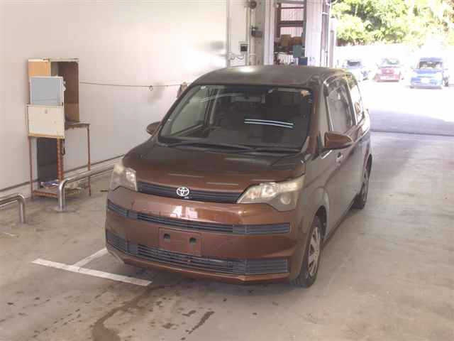 TOYOTA SPADE 2013