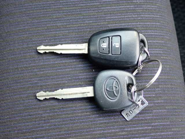 TOYOTA COROLLA FIELDER 2018