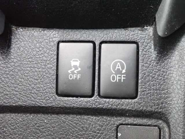 TOYOTA COROLLA FIELDER 2018