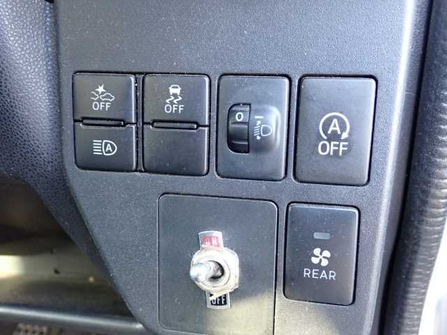 DAIHATSU HIJET VAN 2019