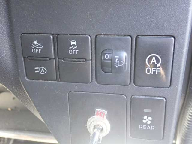 DAIHATSU HIJET VAN 2019