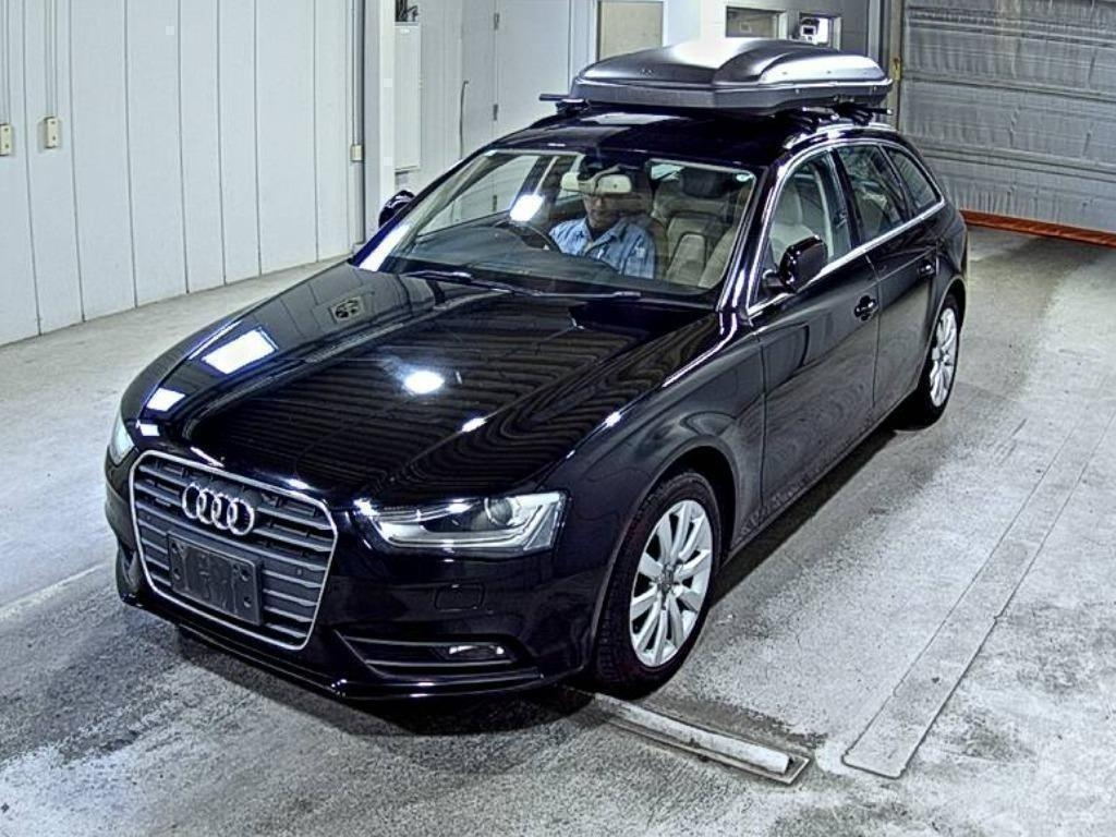 AUDI A4 2015