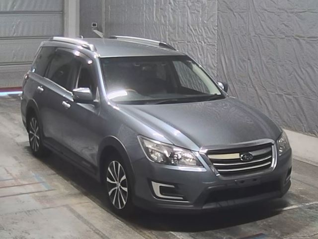 SUBARU EXIGA 2015