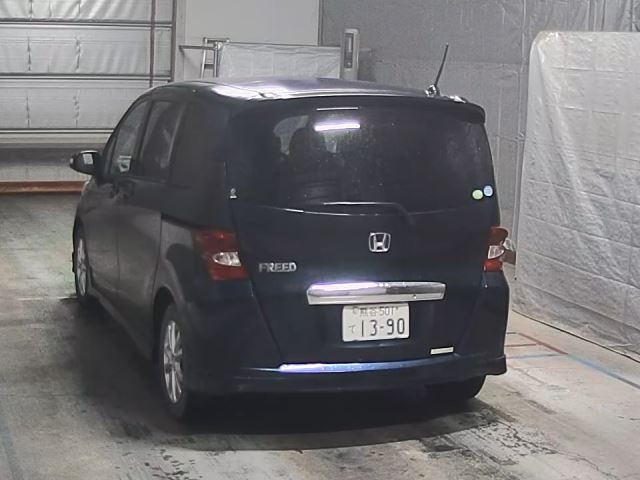 HONDA FREED 2009