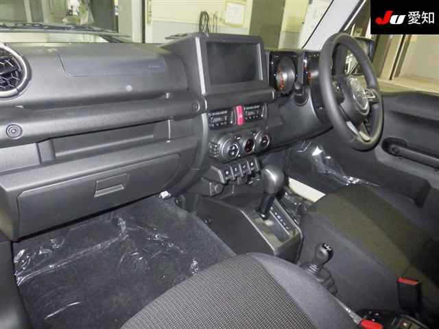 SUZUKI JIMNY NOMADE 2025