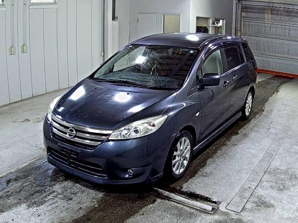 NISSAN LAFESTA 2011
