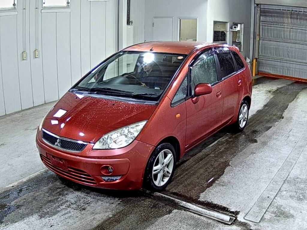 MITSUBISHI COLT PLUS 2011