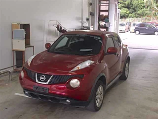 NISSAN JUKE 2011