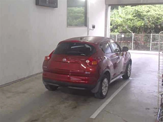 NISSAN JUKE 2011