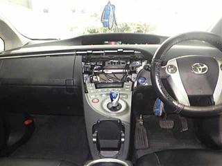 TOYOTA PRIUS 2012