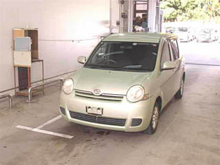 TOYOTA SIENTA 2010