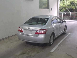 TOYOTA PREMIO 2012