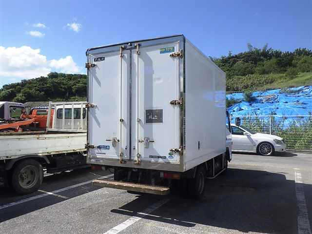 MITSUBISHI CANTER 2013