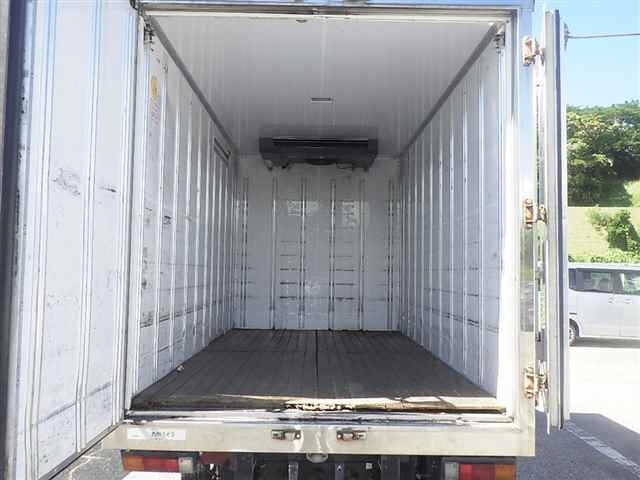 MITSUBISHI CANTER 2013