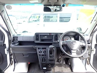 DAIHATSU HIJET VAN 2020