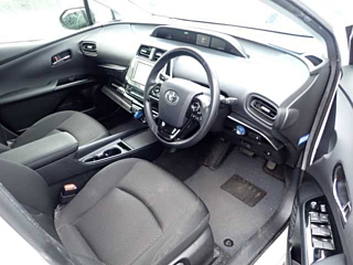 TOYOTA PRIUS 2020