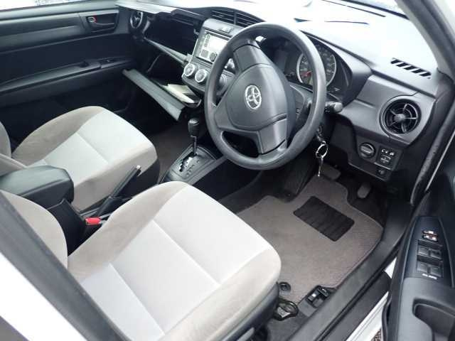 TOYOTA COROLLA AXIO 2016