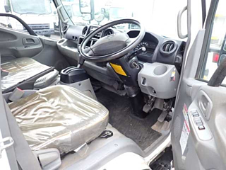 HINO DUTRO 2017