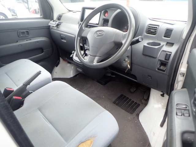 DAIHATSU HIJET VAN 2016