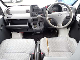 DAIHATSU HIJET VAN 2010