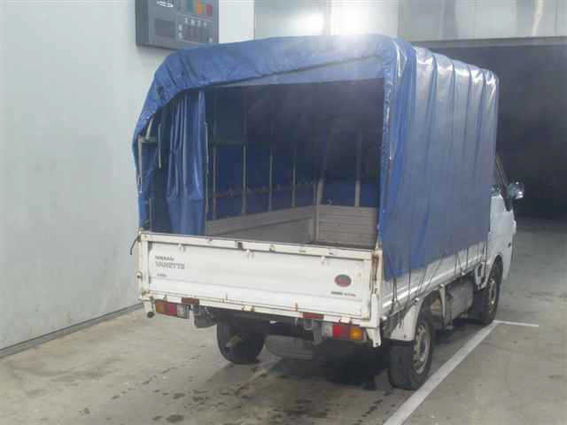 NISSAN VANETTE TRUCK 2013