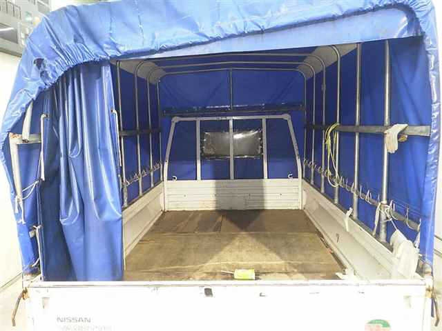 NISSAN VANETTE TRUCK 2013
