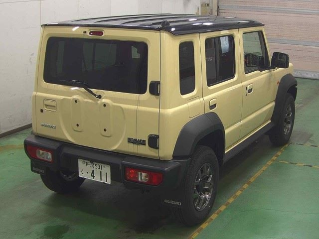 SUZUKI JIMNY NOMADE 2025