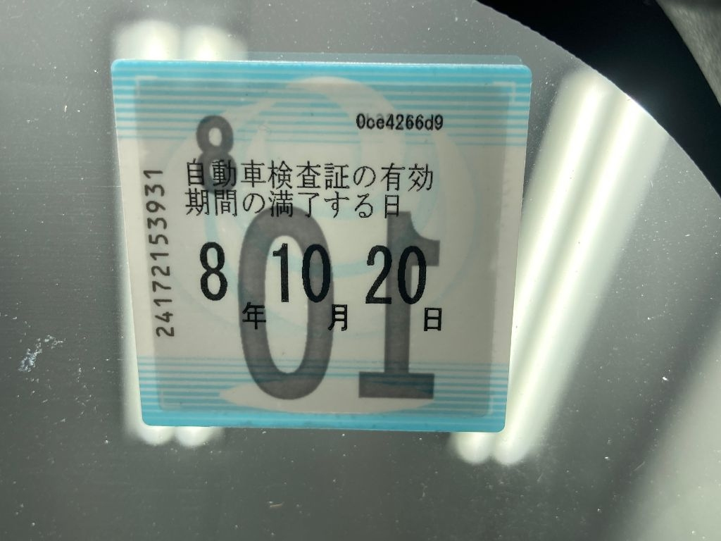 TOYOTA PRIUS ALPHA 2011