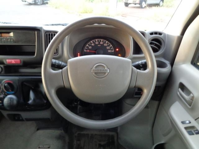 NISSAN CLIPPER VAN 2022