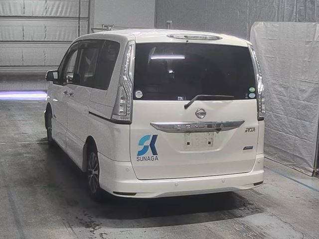 NISSAN SERENA 2015