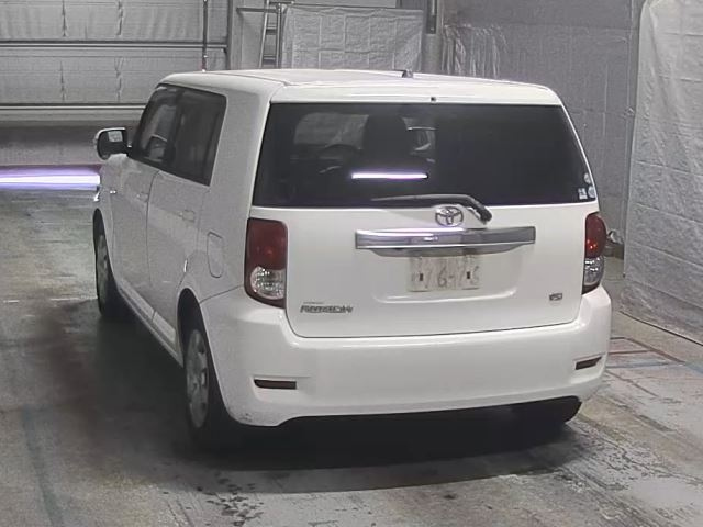 TOYOTA COROLLA RUMION 2009