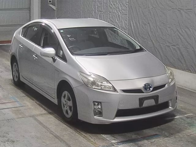TOYOTA PRIUS 2010