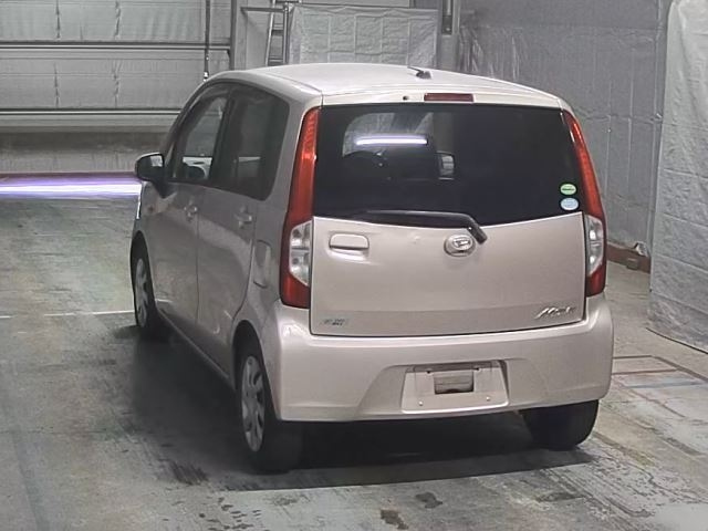DAIHATSU MOVE 2014
