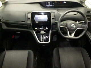 NISSAN SERENA 2017