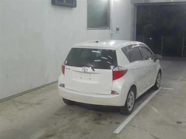 TOYOTA RACTIS 2013