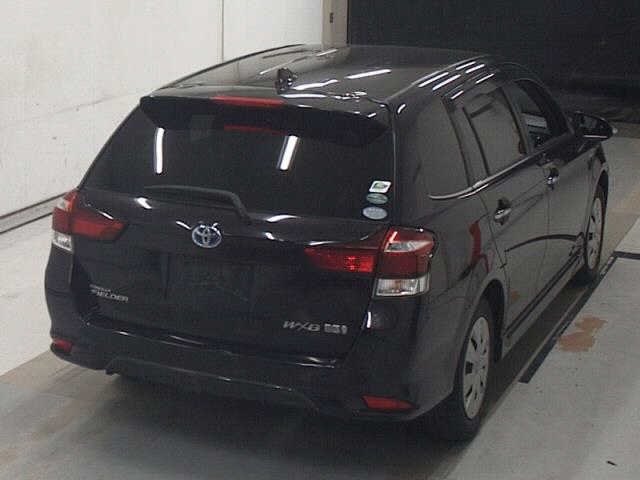 TOYOTA COROLLA FIELDER 2015