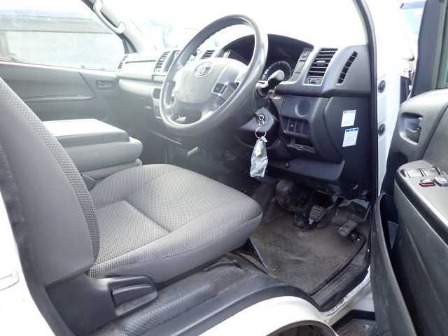 TOYOTA REGIUS ACE VAN 2019