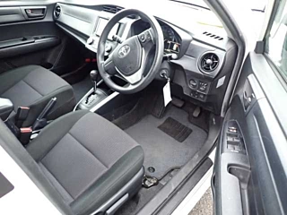 TOYOTA COROLLA FIELDER 2019