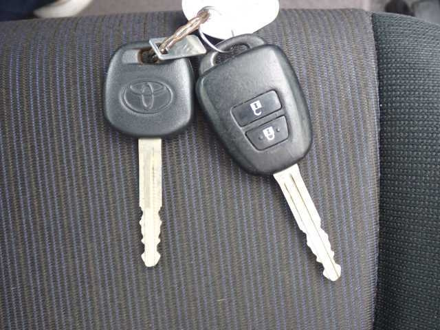 TOYOTA COROLLA FIELDER 2018