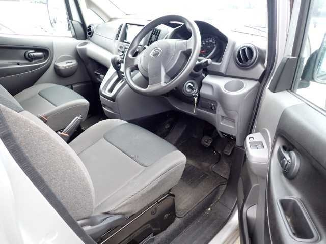 NISSAN NV200 2018