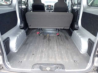 NISSAN NV200 2018