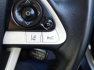 TOYOTA PRIUS 2016