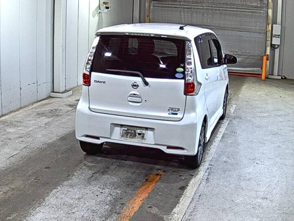 NISSAN DAYZ 2013